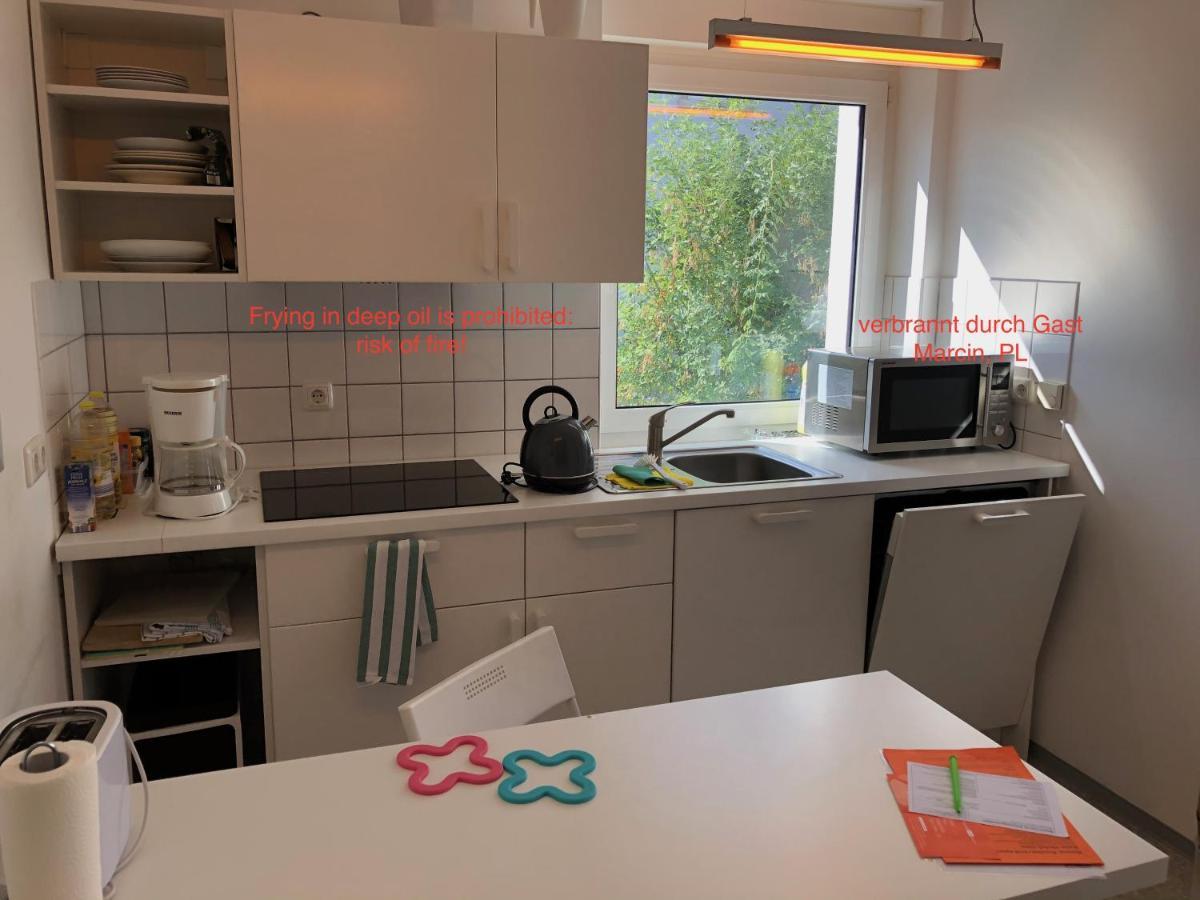 Altstadt Naehe 7 Min Fussweg Ueber Alte Maibruecke Zu Pension Mit Balkon & Garten, Ideal For Long Stay, Relocation Ochsenfurt Extérieur photo